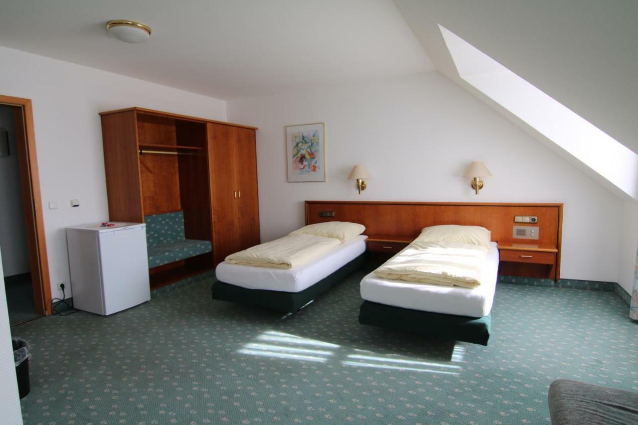 Hotel Gallmersgarten Экстерьер фото